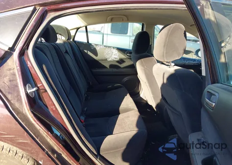 2010 Mazda Mazda6 I Sport из США, поврежденный, VIN 1YVHZ8BH7A5M40628